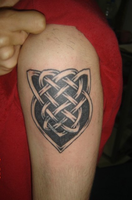 Sweet And Simple Celtic Tattoo Design