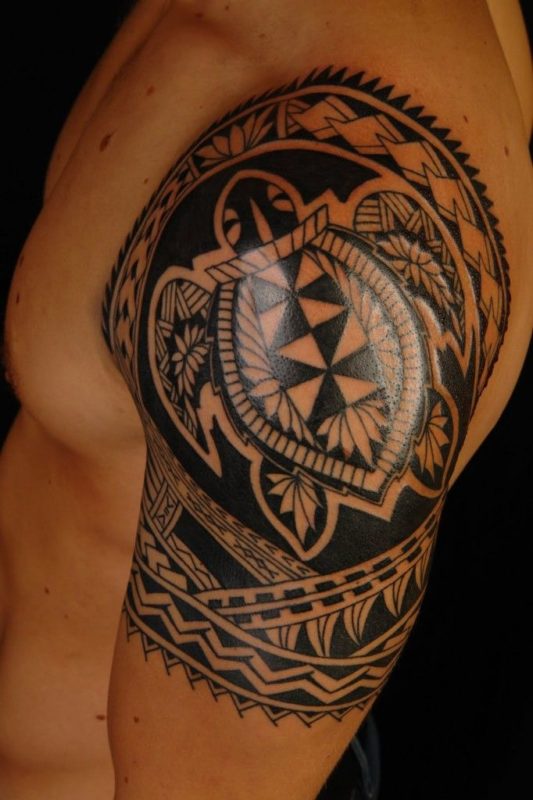 Sweet Hawaiian Shoulder Tattoo