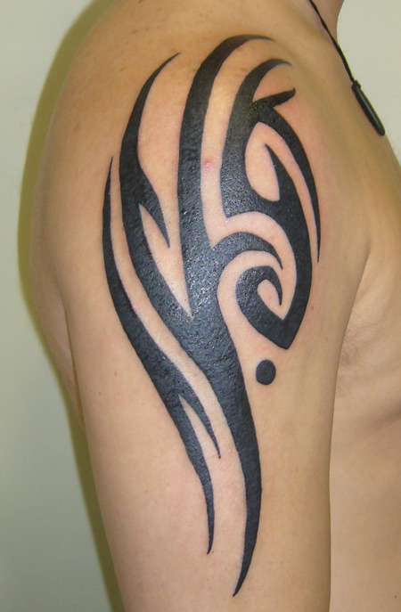 Tribal Tattoo Design On Shoulder