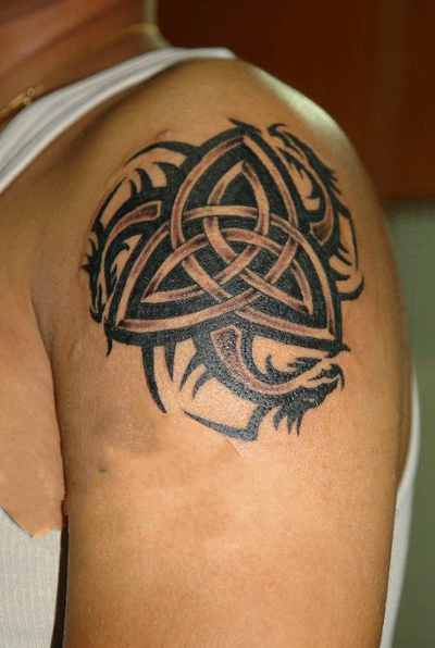 Wonderful Celtic Knot Tattoo