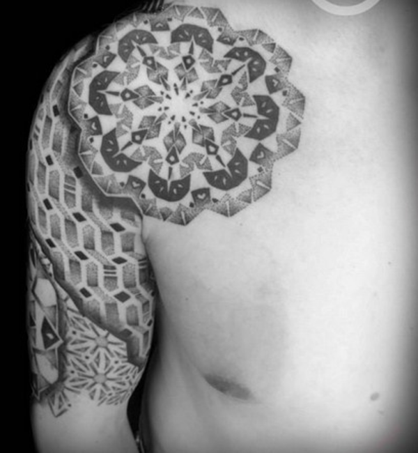 Wonderful Geometric Shoulder Tattoo