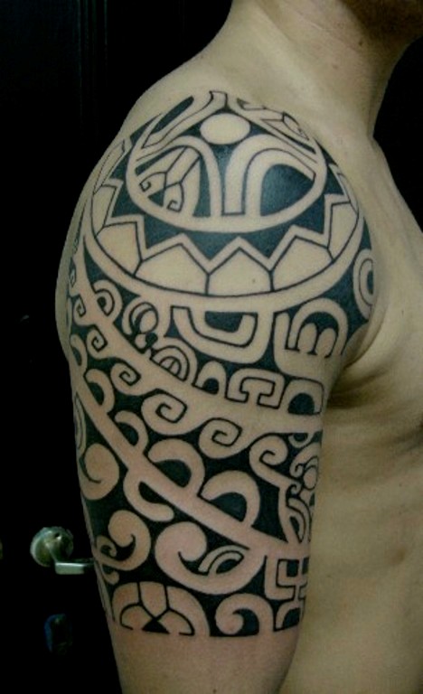 Wonderful Tribal Hawaiian Tattoo
