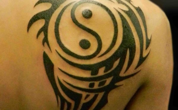 Yin Yang Tattoo On Right Shoulder Back